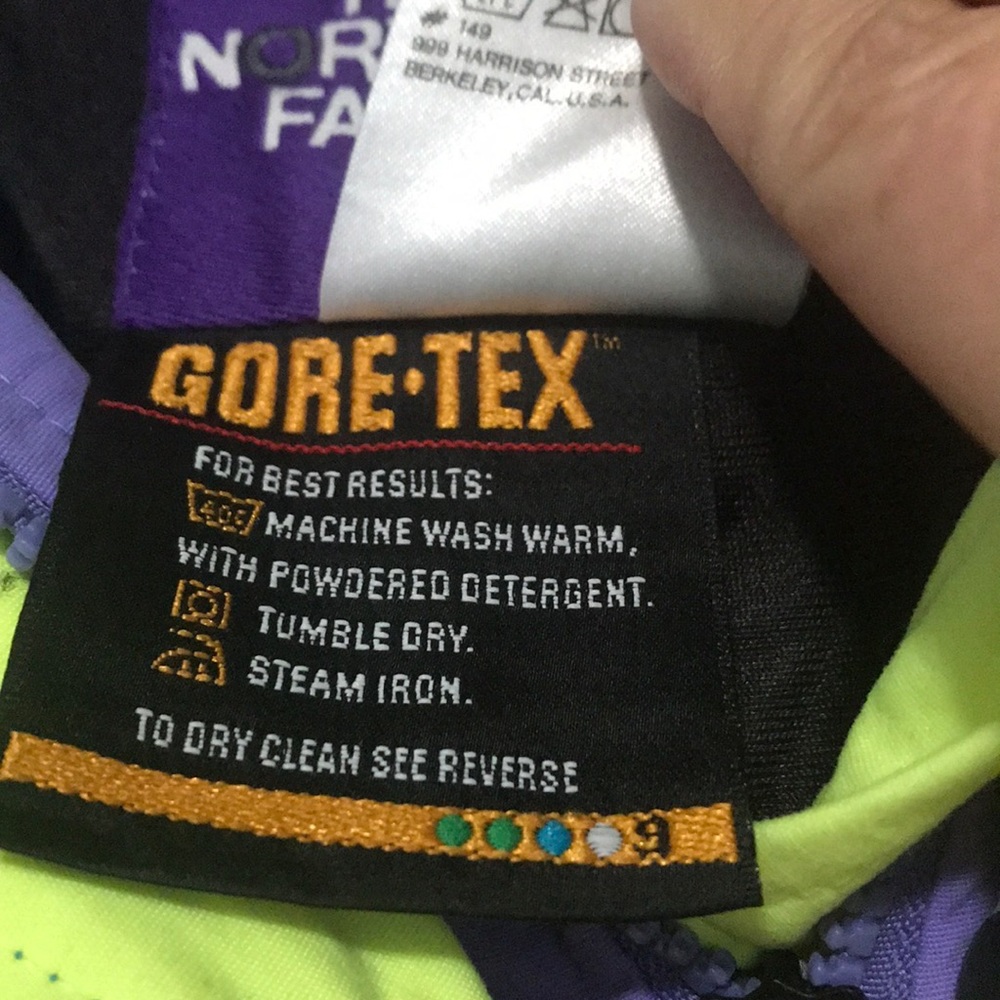 North Face Gore Tex Ski Jacket - Picture 7 of 7
